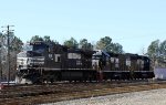 NS 9118, 700, & 3102 in Glenwood Yard